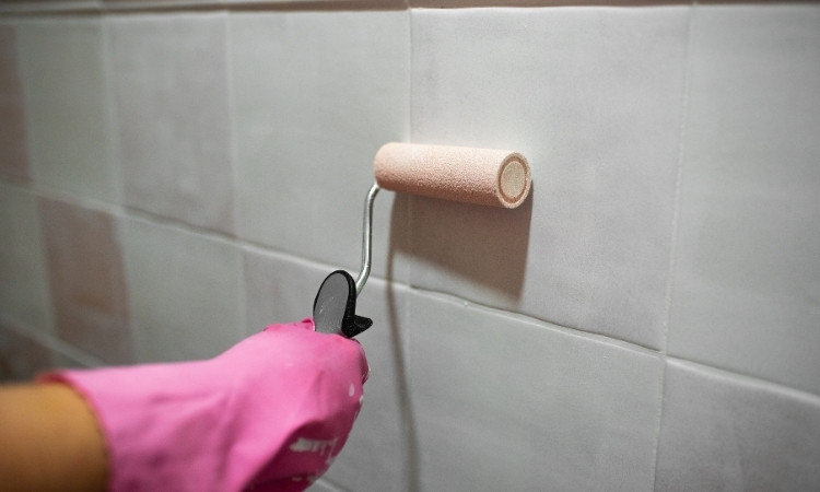 paint bathroom tiles
